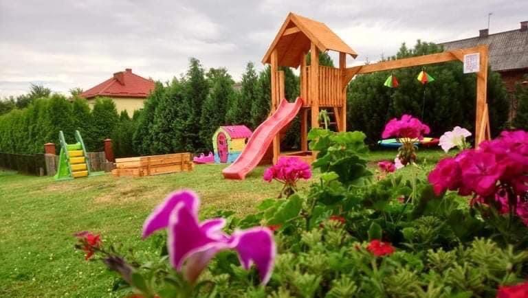 Вилла Pokoje Kama Затор Экстерьер фото
